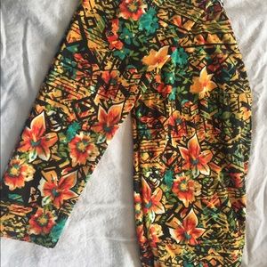 Lularoe one size leggings